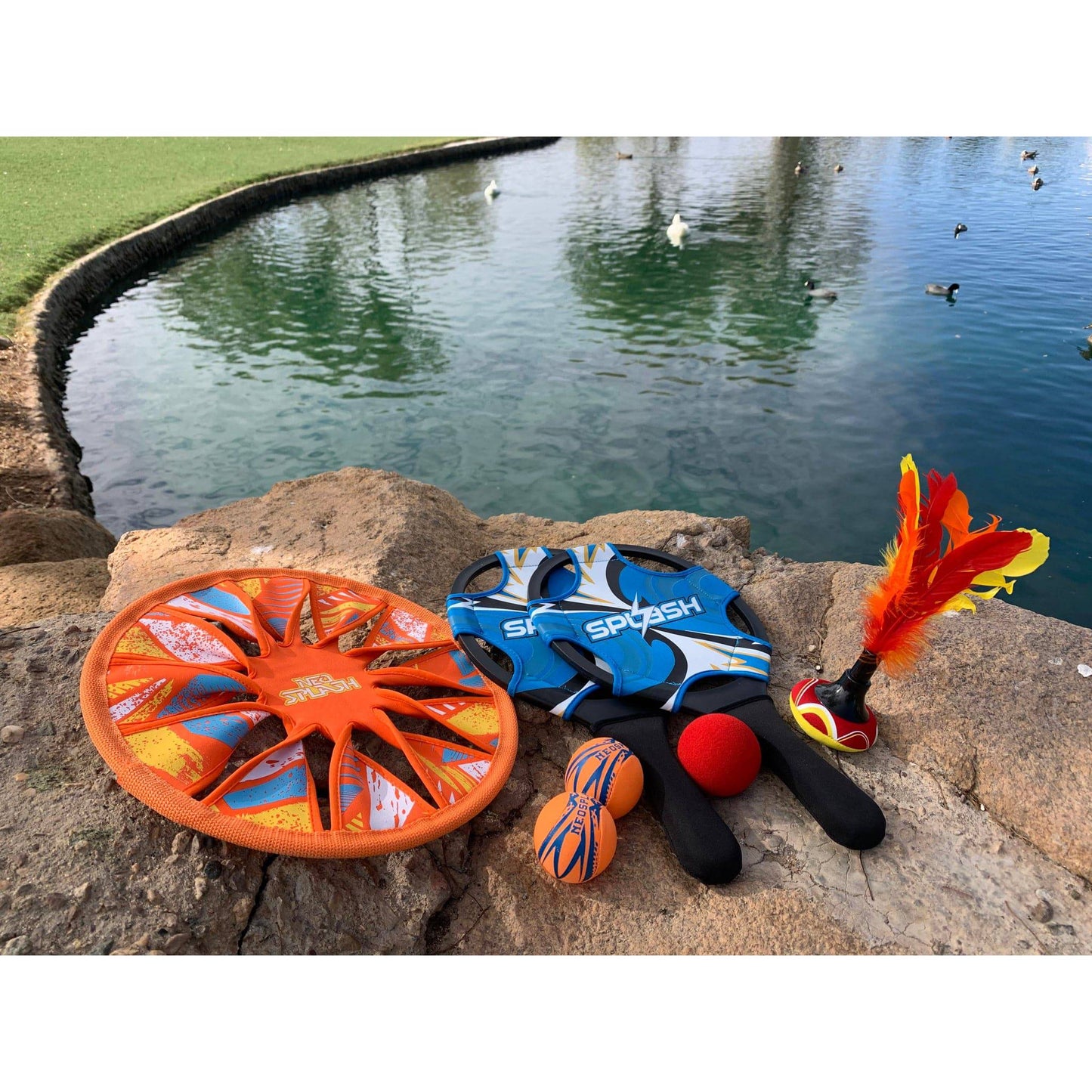 GO-MO NEO DISK Flying Outdoor Toy